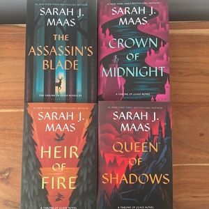 NEW Throne of Glass Novels by Sarah J Maas